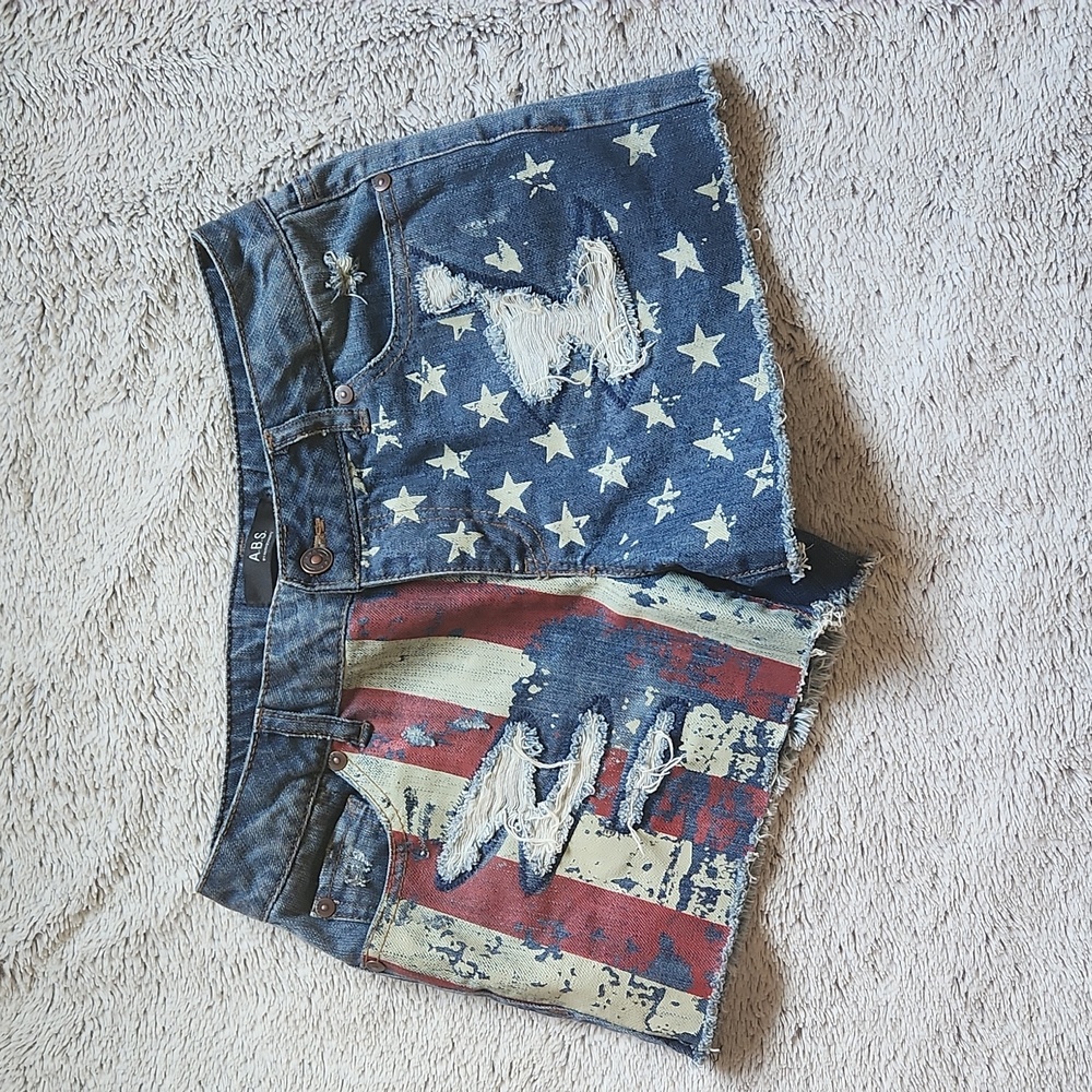 ABS by Allen Schwartz jean shorts size 27 American red white blue raw hem
